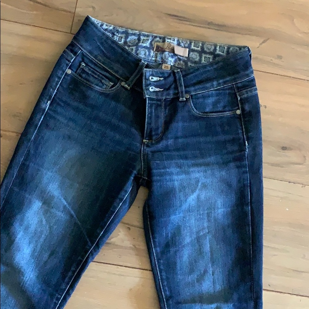 Paige jeans size 25S.